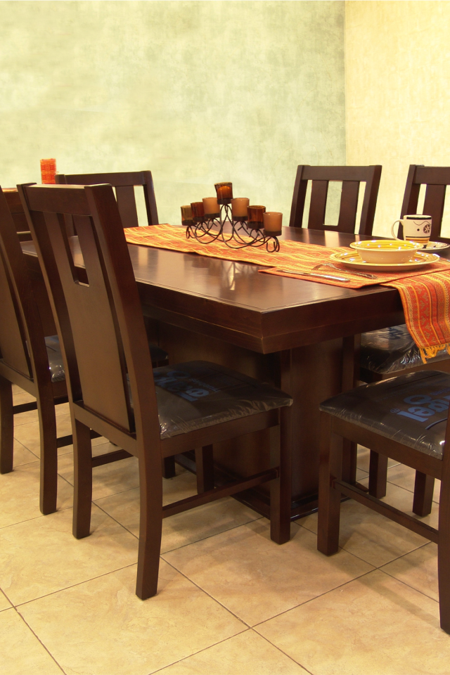 Деревянная мебель для столовой