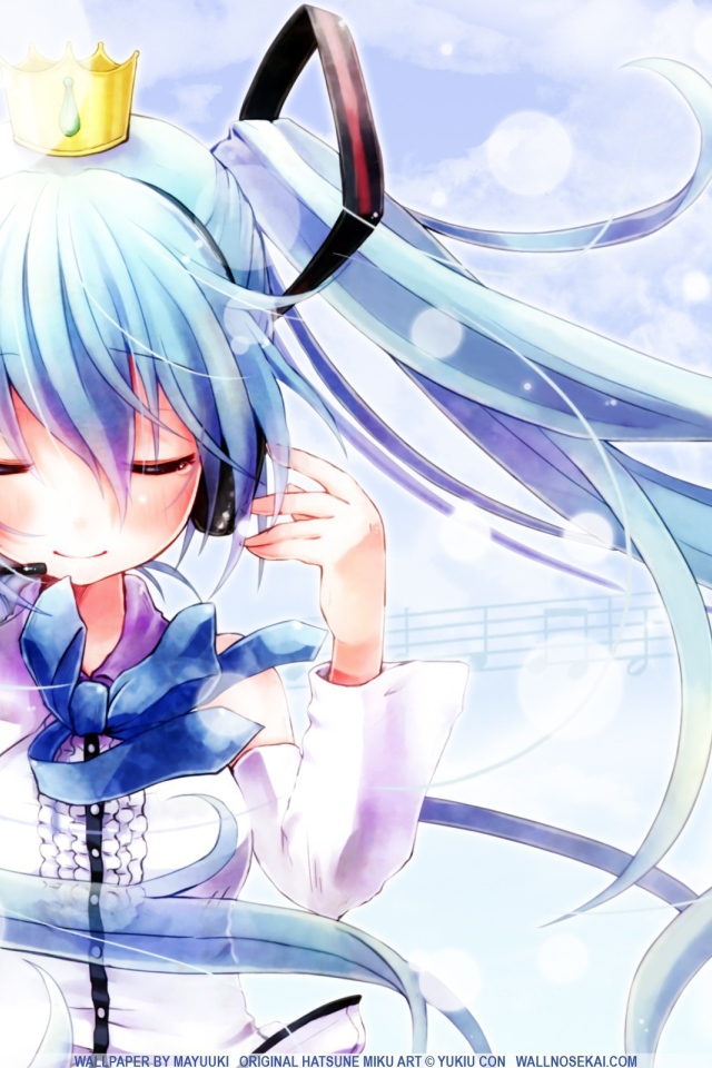 Аниме девушка в золотой короне