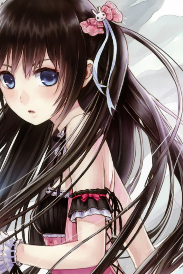 Аниме девушка со смартфоном в руке