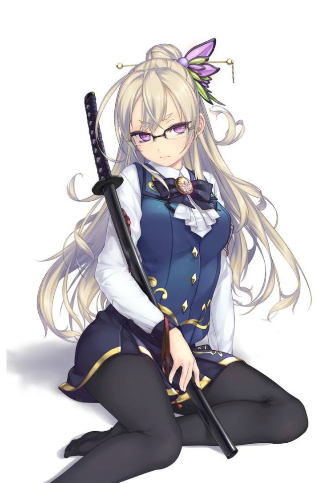 Девочка аниме с катаной в руке