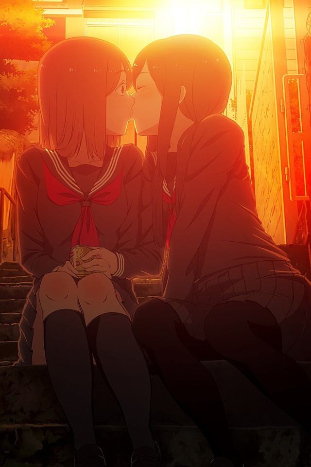 Девушки аниме целуются