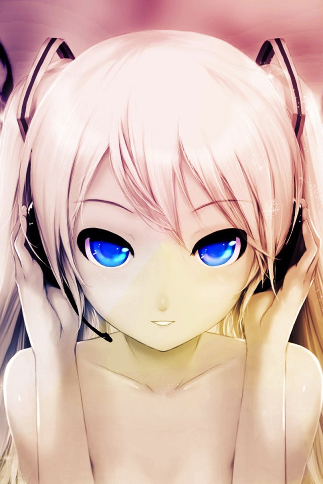 Голубоглазая блондинка из аниме