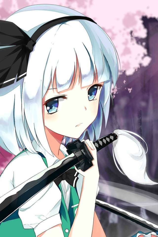 Грустная аниме девушка Konpaku Youmu с мечом на плече