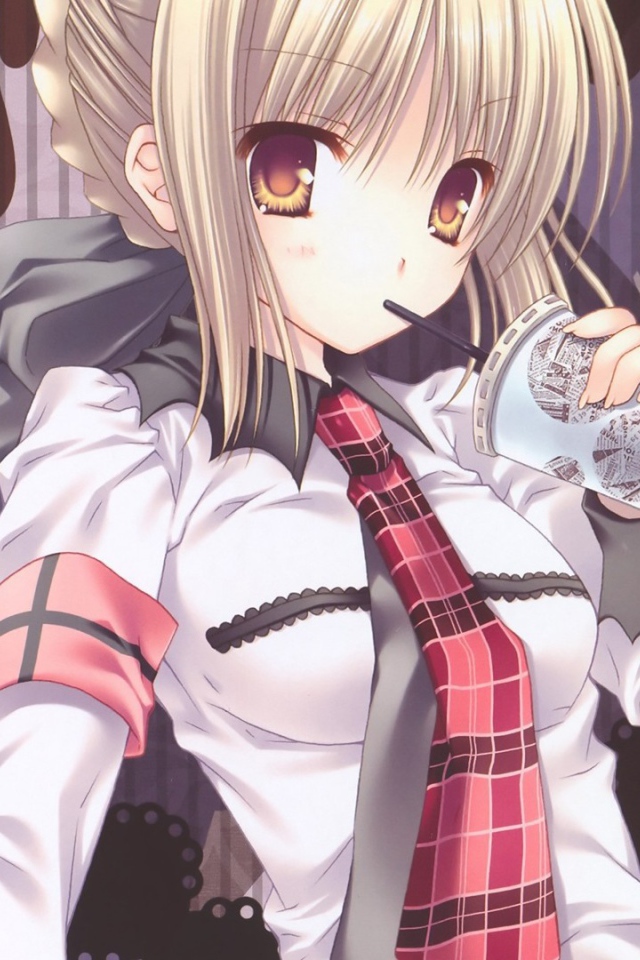 Девушка пьет напиток через соломинку, аниме Ночь прибытия