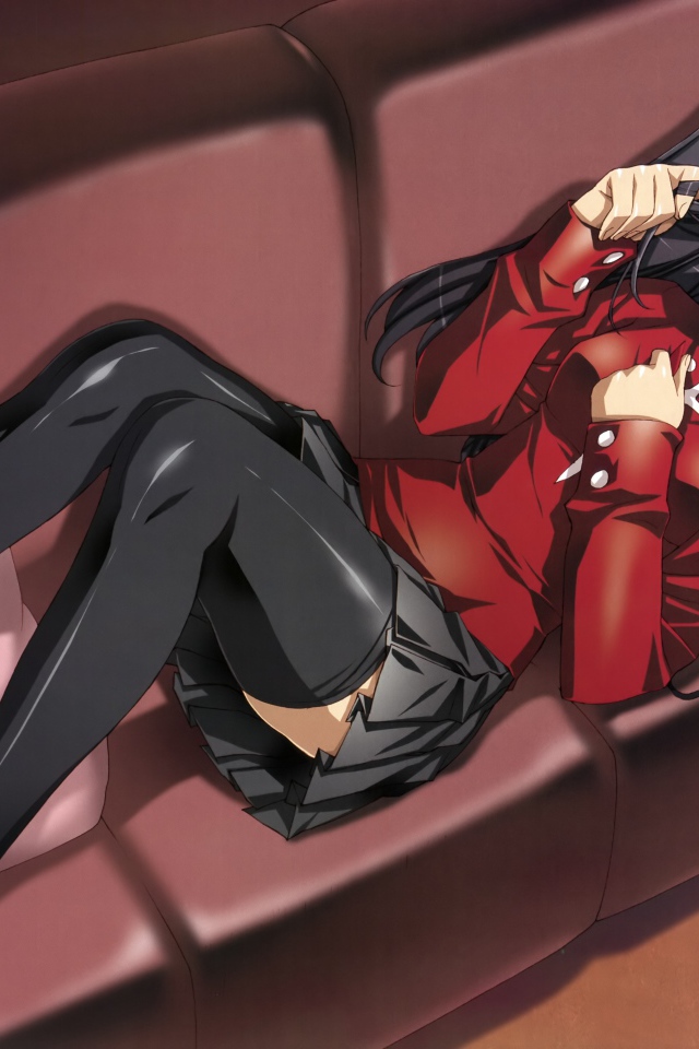 Девушка на диване, аниме Ночь прибытия