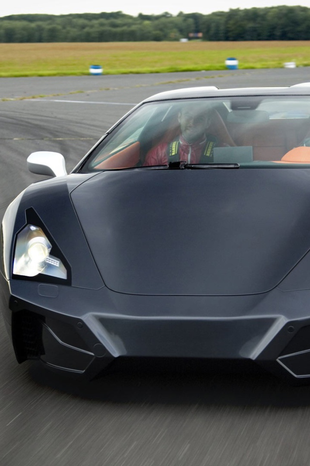 Черный спортивный Arrinera Automotive