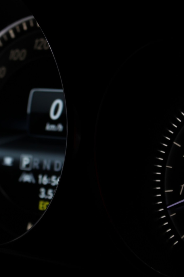 Приборная панель автомобиля