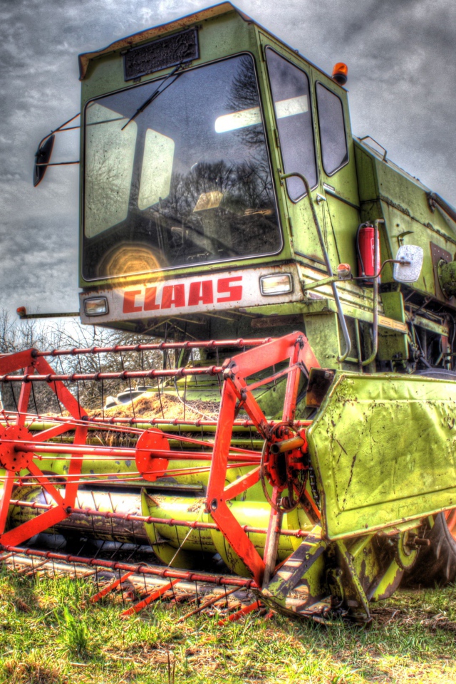 Уборочный комбайн для сельского хозяйства