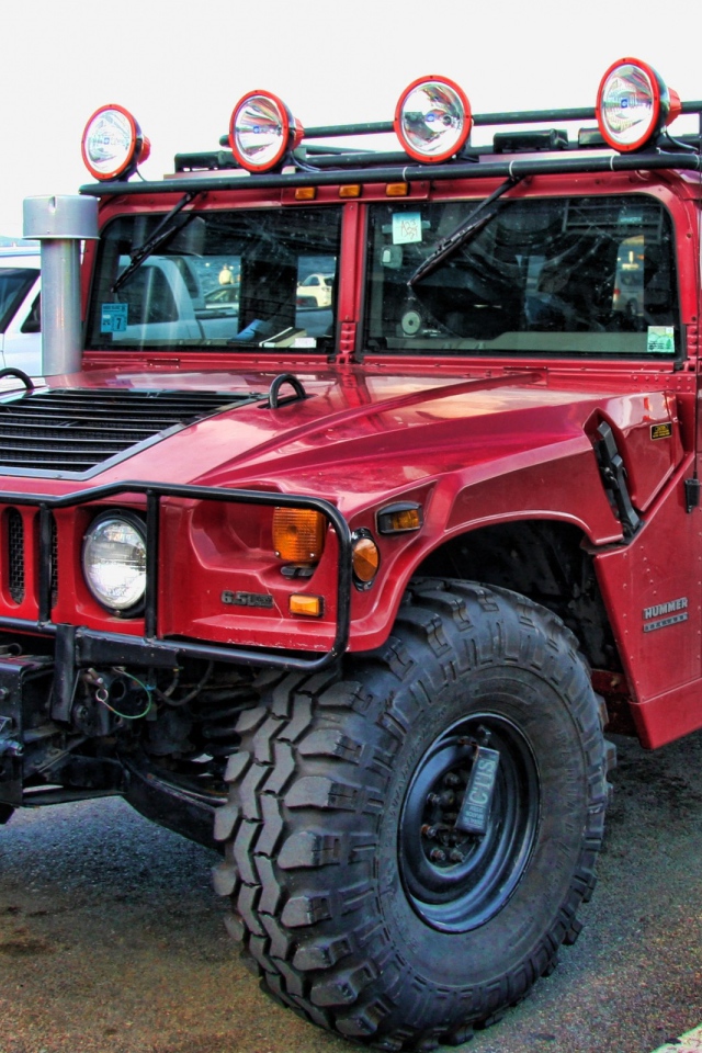 Красный Хаммер, фото HDR