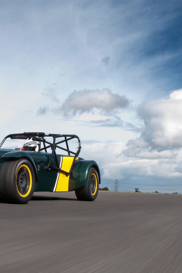 Спортивный автомобиль Caterham Р600