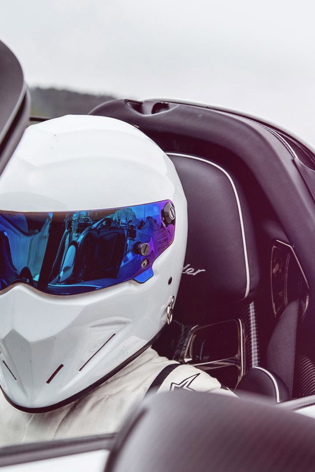 Гонщик в шлеме, программа Top Gear