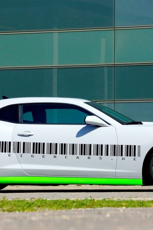 Штрих код на машине Chevrolet Camaro LS9