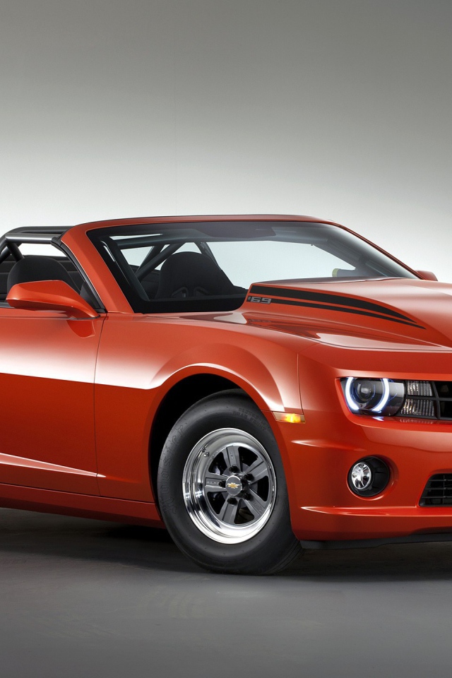 Красный Chevrolet COPO Camaro