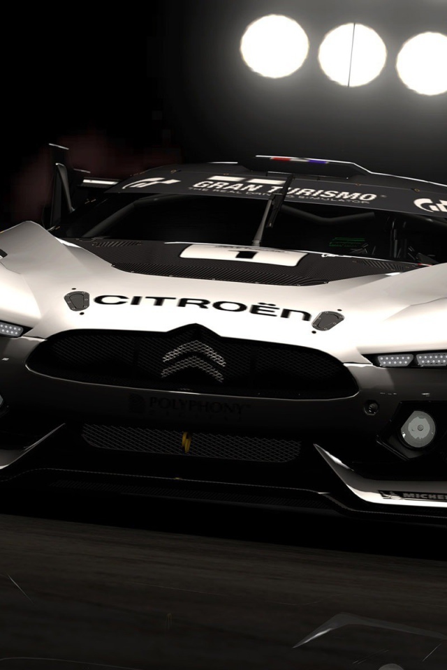 Серебристый Citroën Gran Turismo