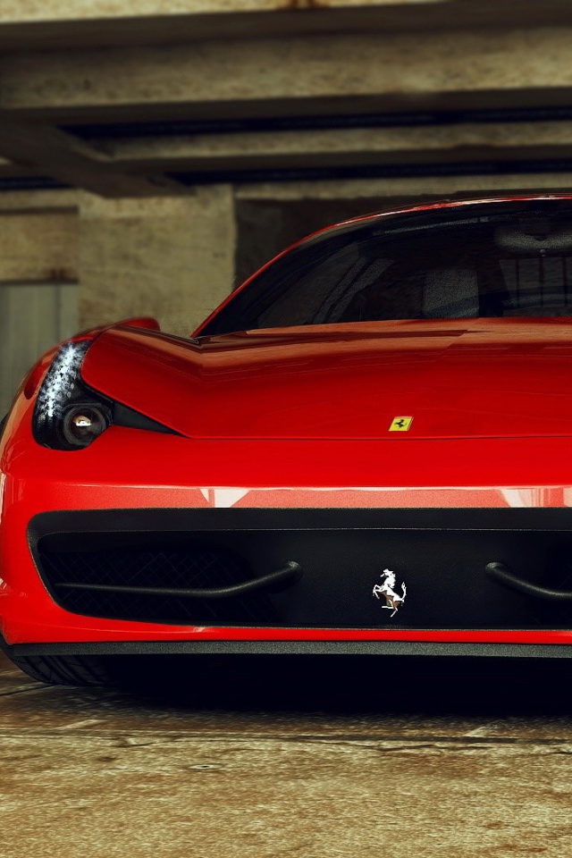 Автомобиль Ferrari 458 на подземной парковке