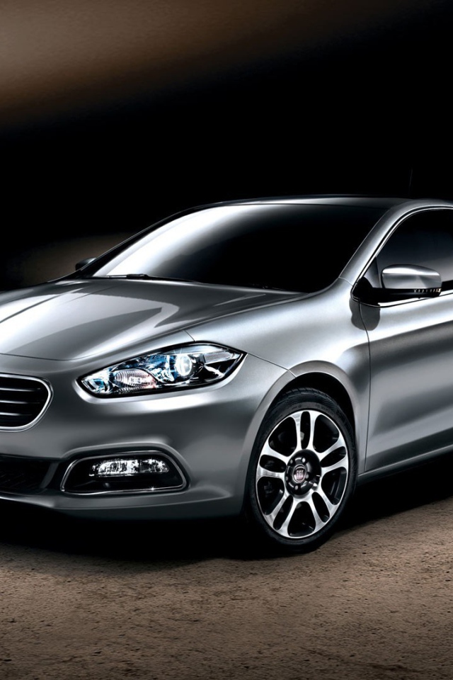 Современный автомобиль Fiat Viaggo