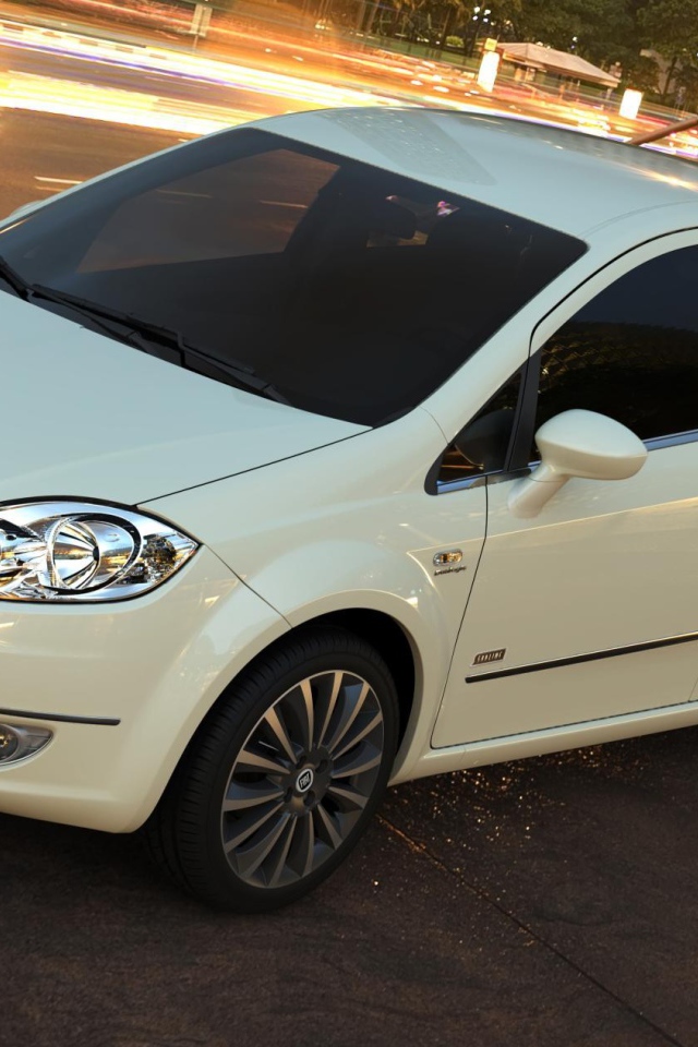 Белый Фиат у дороги