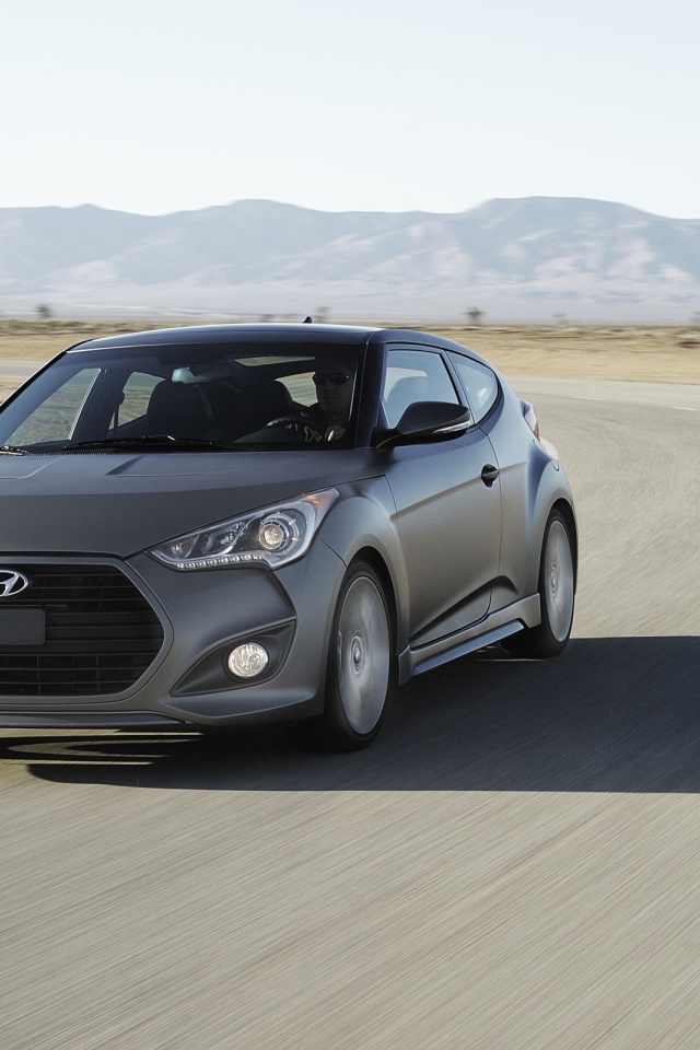 Серый Hyundai Veloster