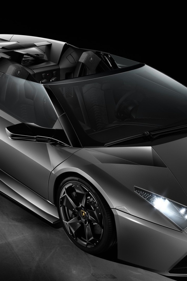Черный Lamborghini Reventon кабриолет