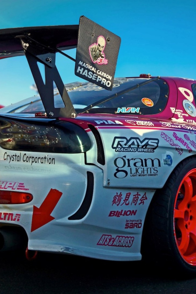 Аппликации на спортивной Mazda RX-7