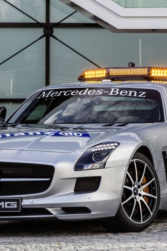 Полицейский автомобиль Мерседес