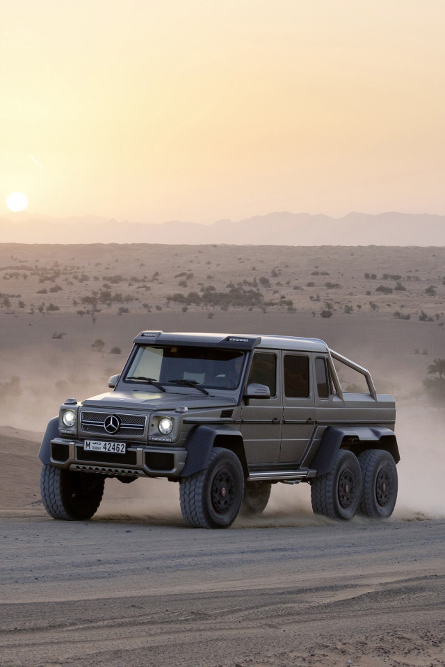 Трехосный Мерседес Gelenvagen