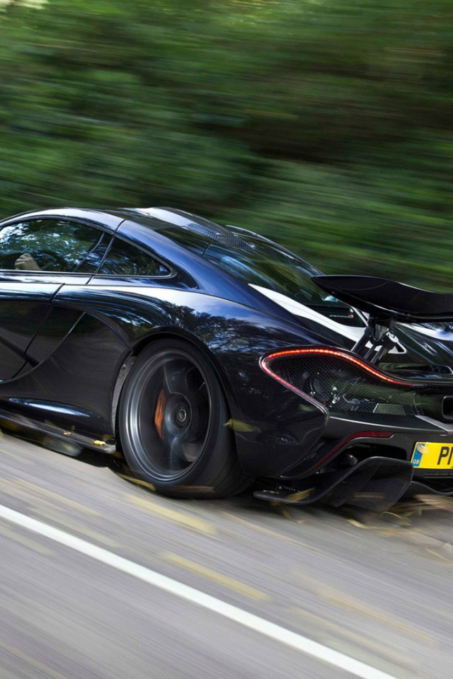 Спортивный McLaren P1