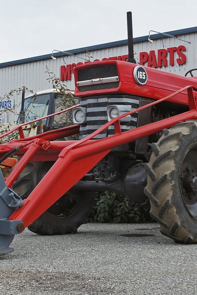 Трактор для земляных работ