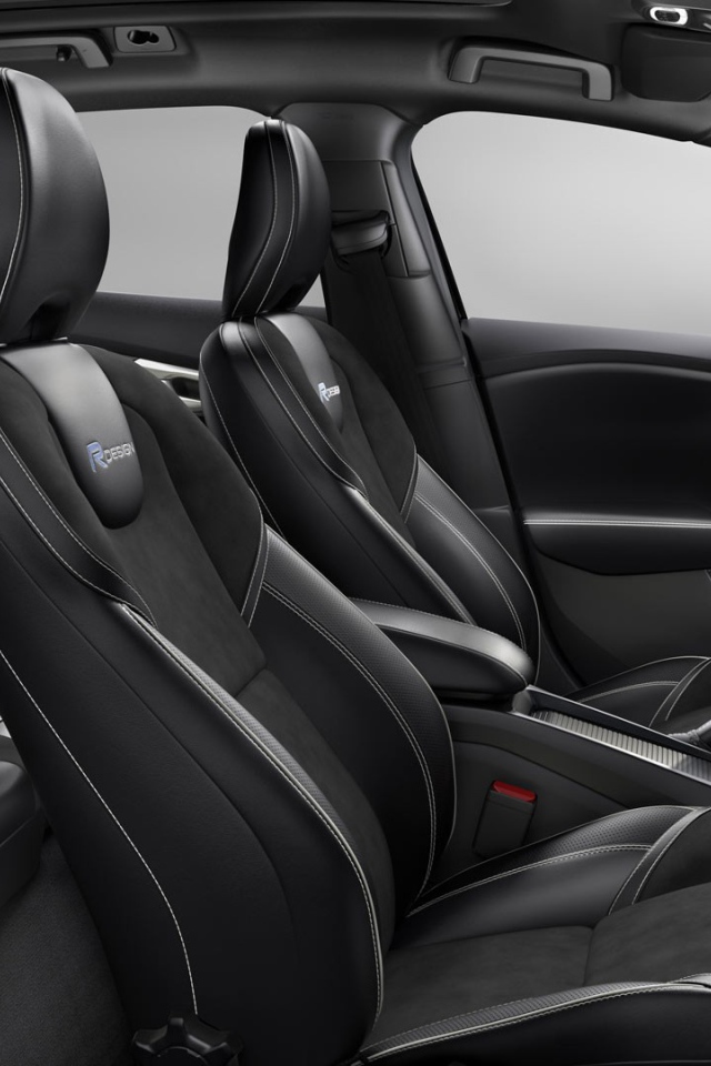 Салон автомобиля Volvo