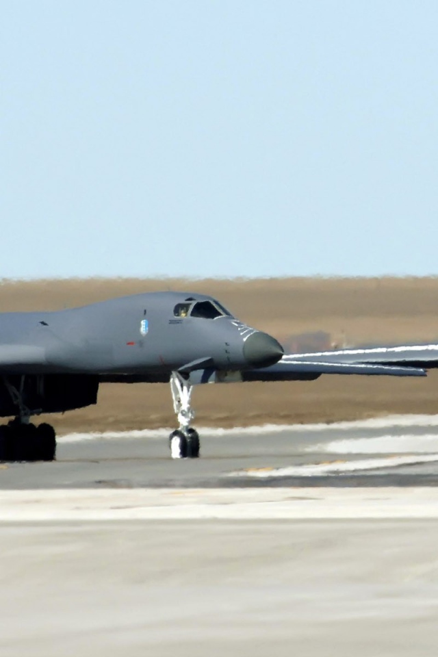 Самолеты Rockwell B-1 Lancer на базе