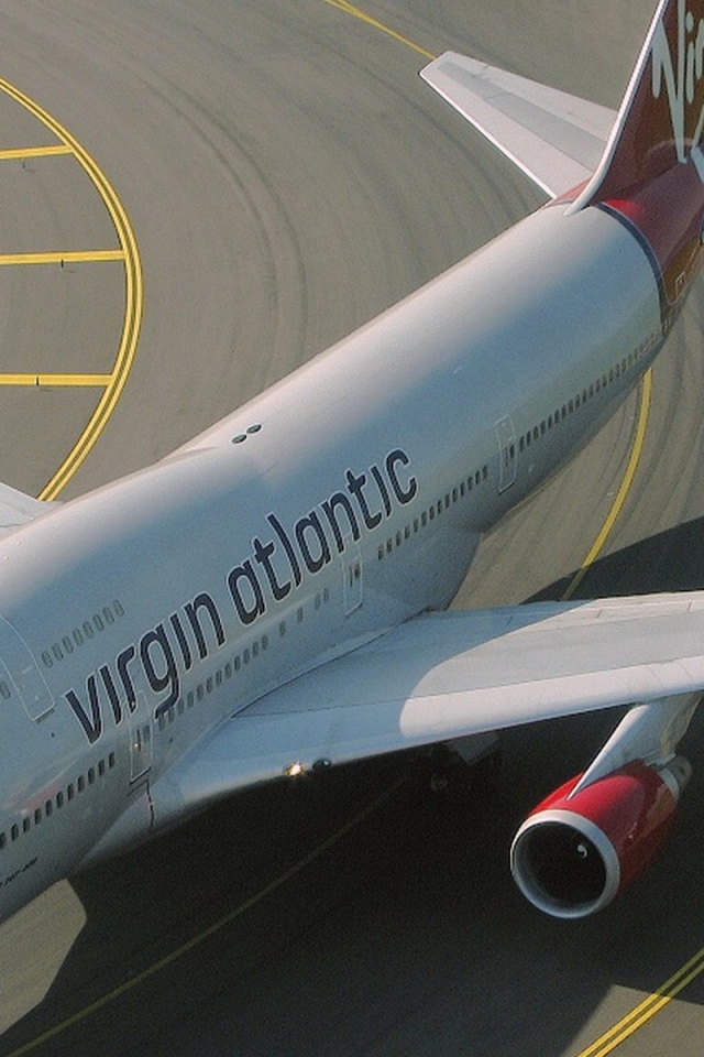 Пассажирский самолет Вирджин Атлантик