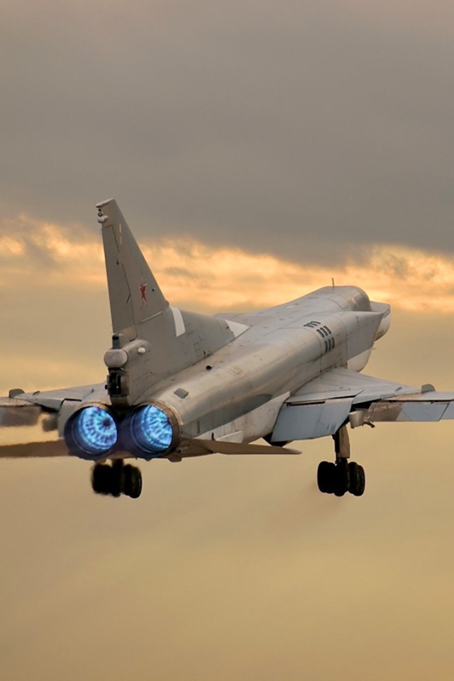 Бомбардировщик Ту-22М3