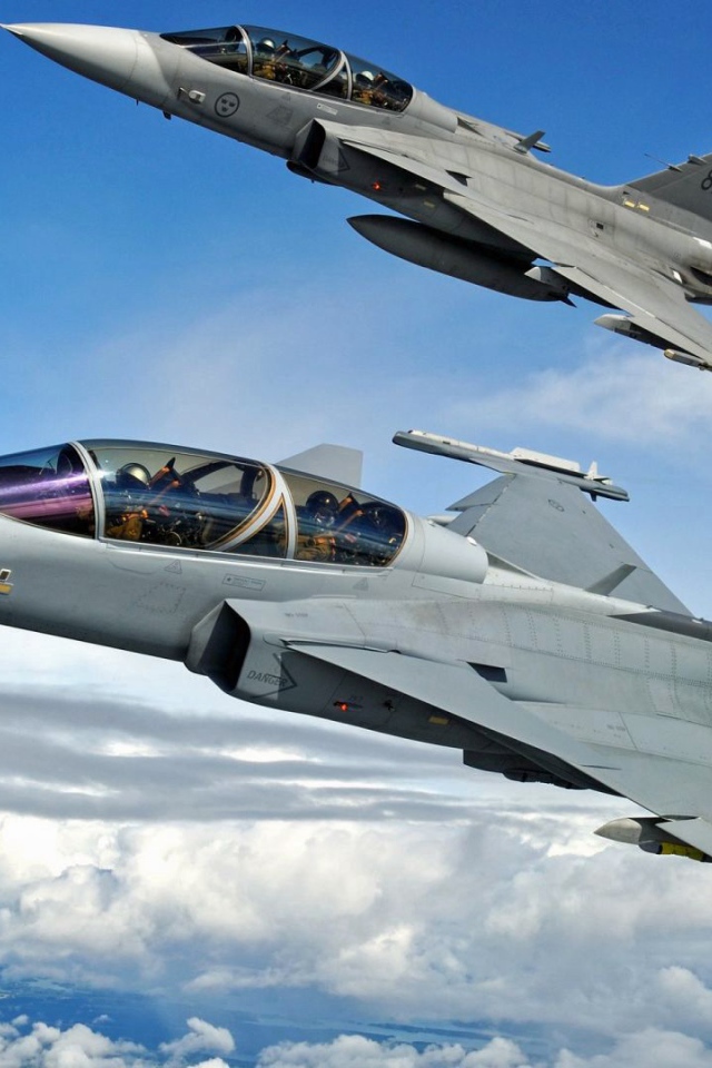 Истребители JAS-39 Gripen, Швеция