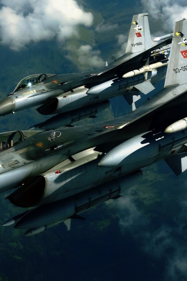 Боевое звено самолетов F-16, ВВС Турции