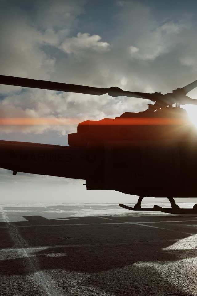 Вертолет на палубе авианосца