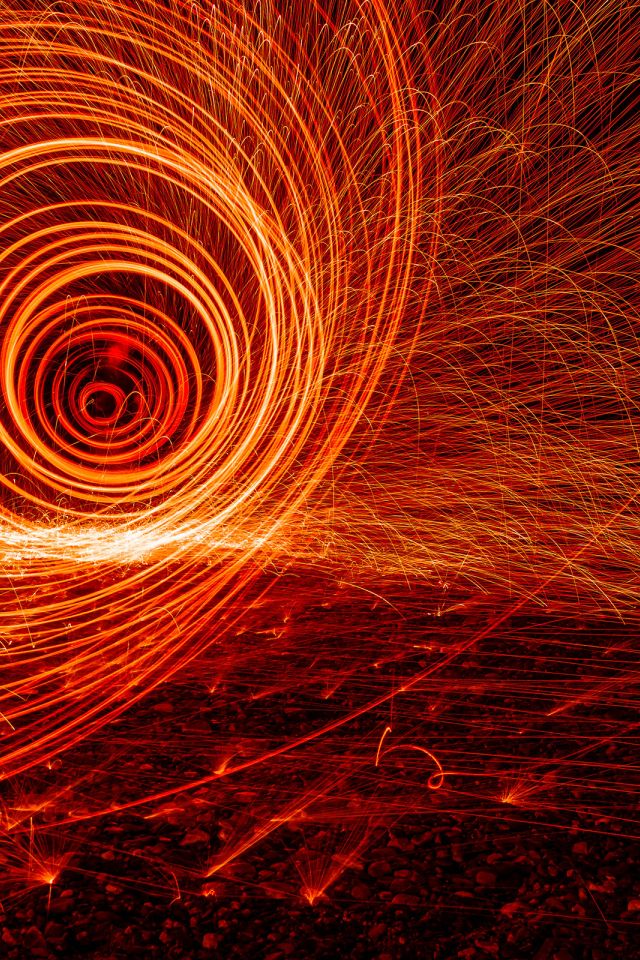 Огненная спираль, фон