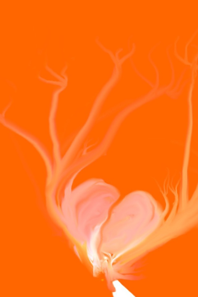 Розовое сердце на оранжевом фоне