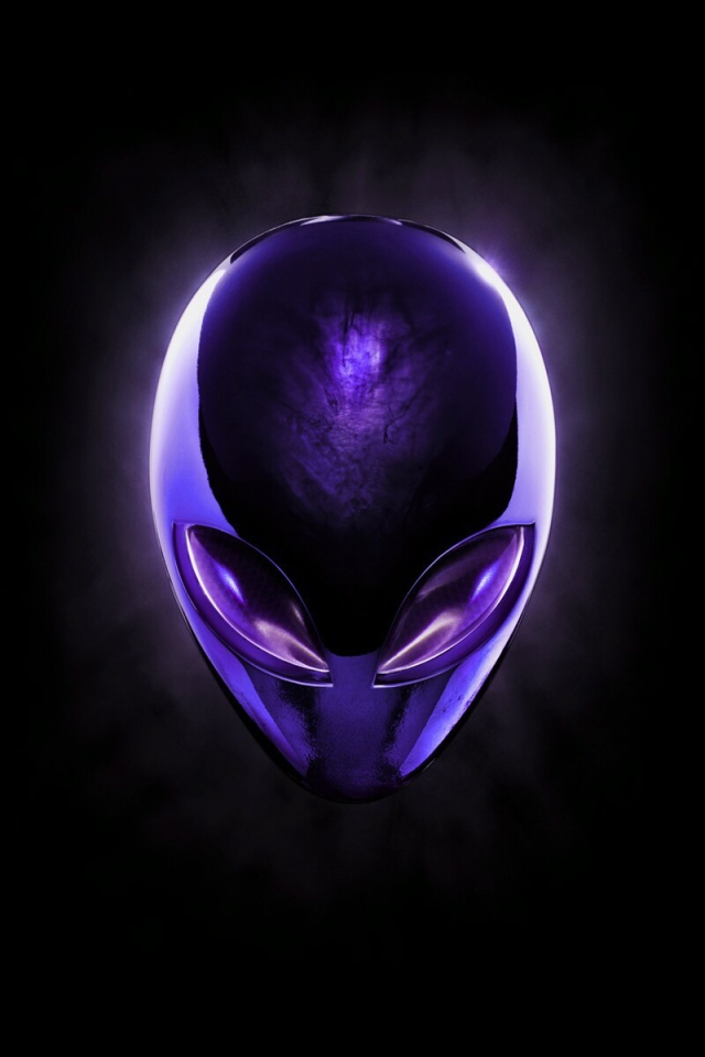 Сиреневый инопланетянин, черный фон