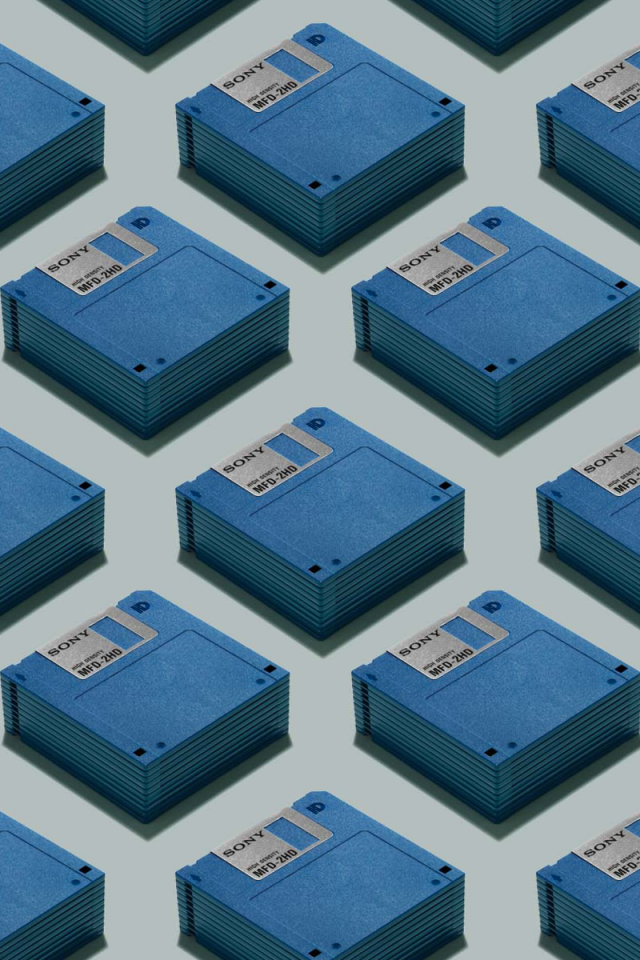 Стопки голубых дискет