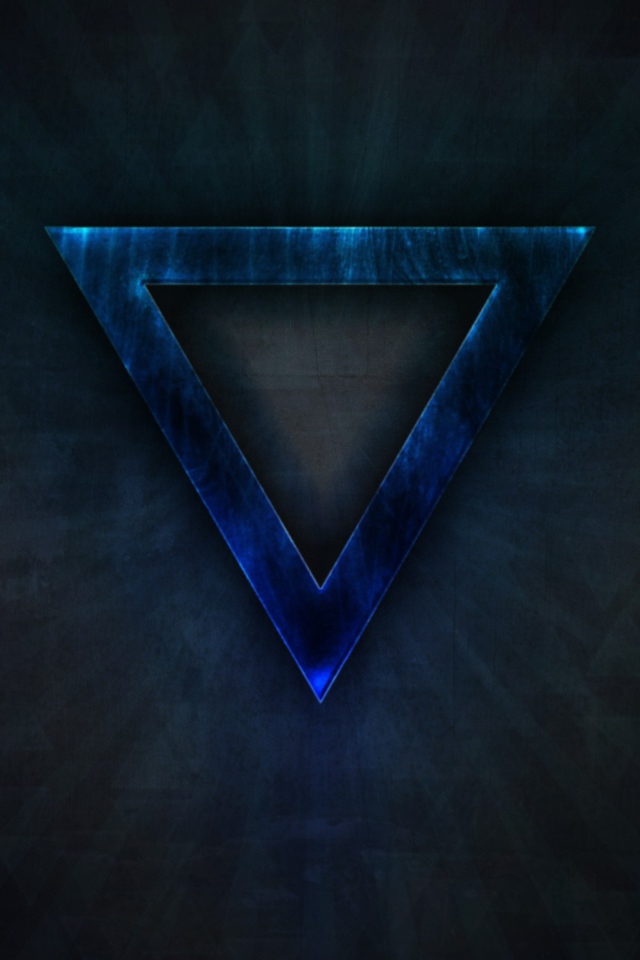 Синий треугольник на черном фоне