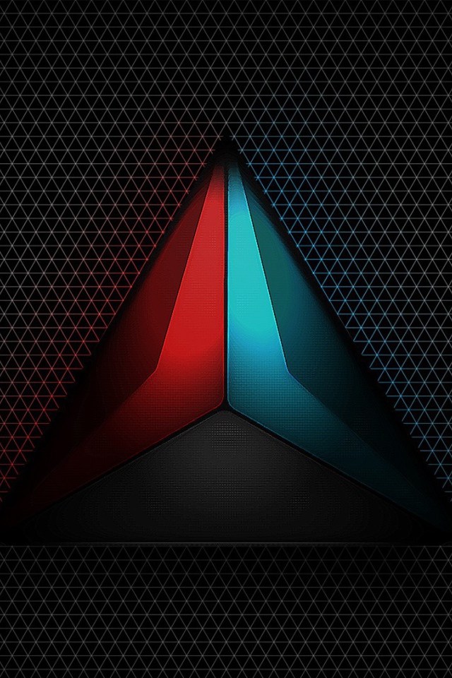 Треугольный логотип на черном фоне