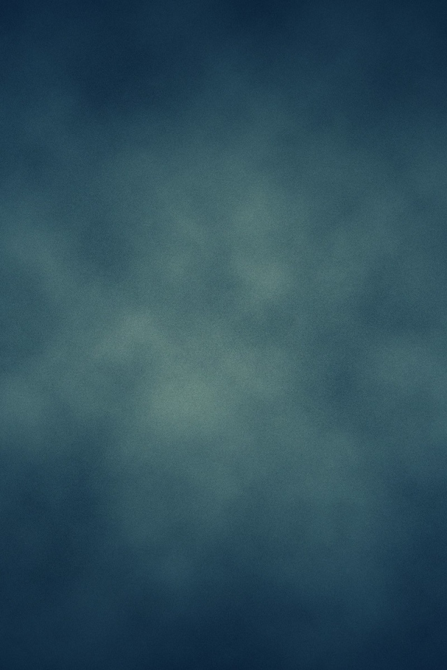 Белая дымка на голубом фоне