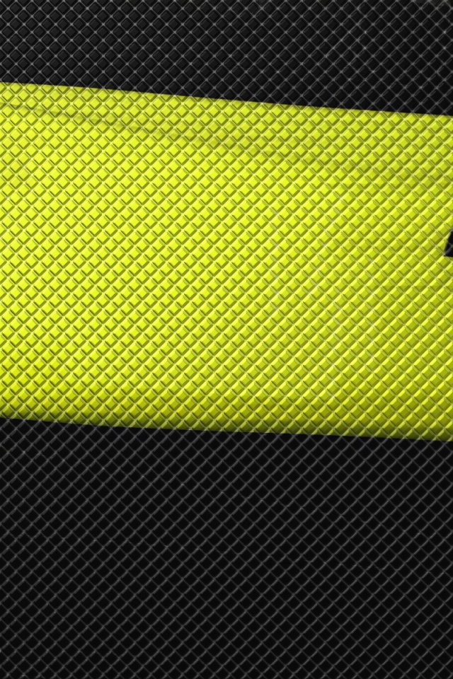 Желтая краска на сером фоне