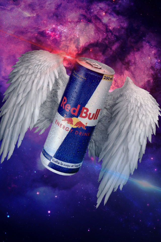 Банка Red Bull с крыльями