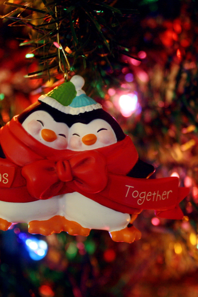 Игрушка два пингвина