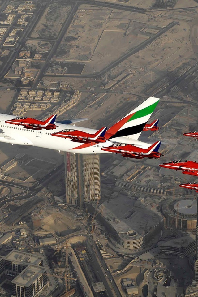 Самолеты над небоскребами в Дубаи