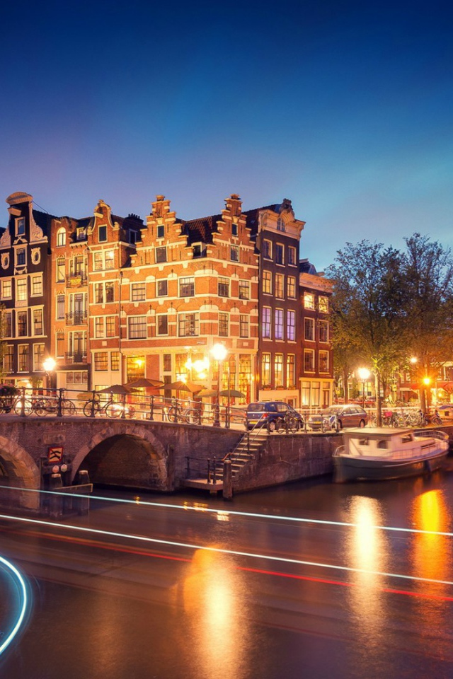 Канал в Амстердаме, Нидерланды