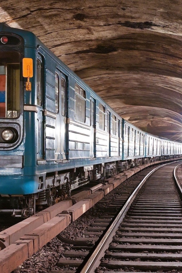В тоннеле московского метро