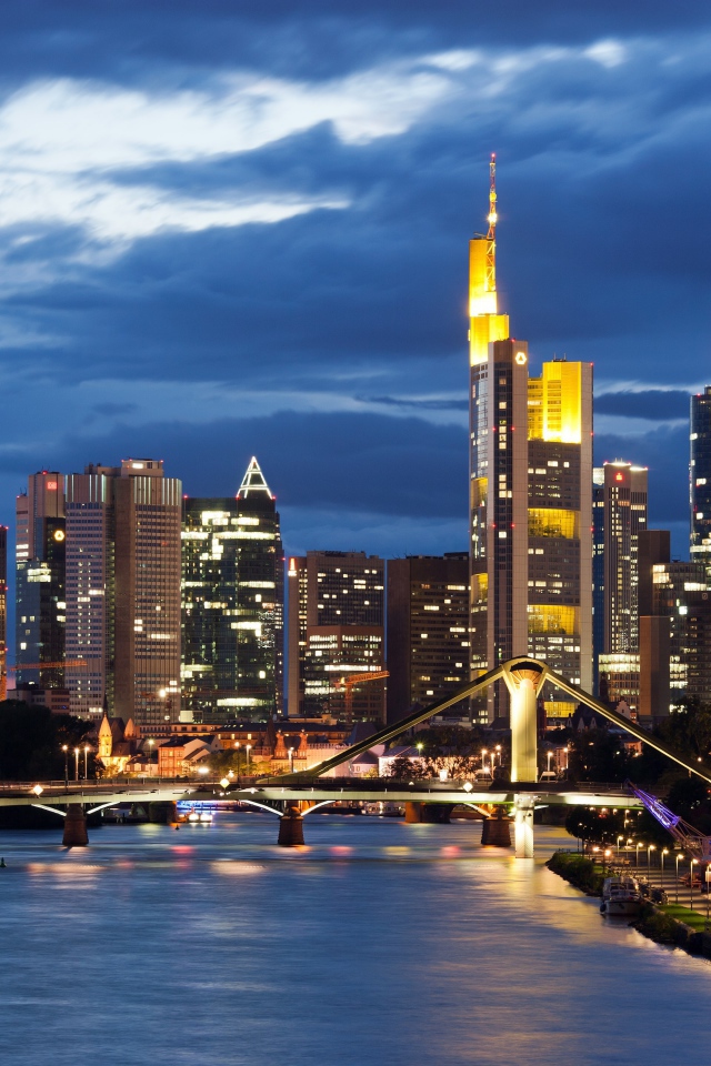 Ночной город Франкфурт