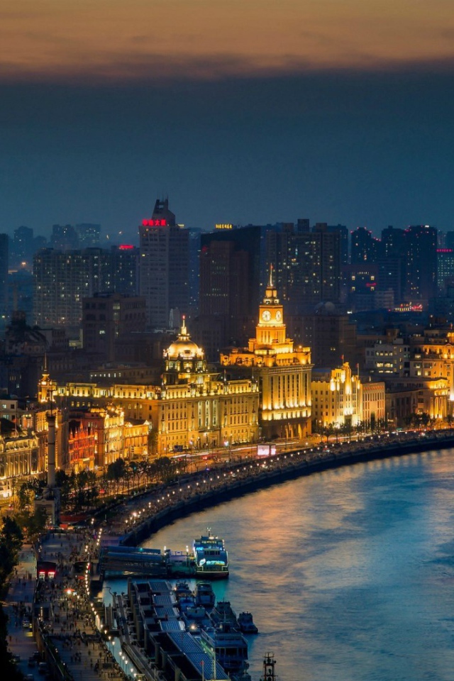 Ночной город Шанхай в Китае